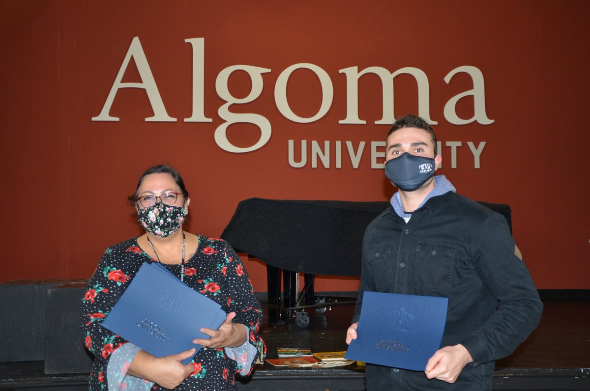 SaultPolice's tweet image. Another successful SHIFT training session has come to an end @AlgomaU We are proud to support ongoing efforts to build equitable, respectful and trusting relationships between Police and Indigenous peoples. #miigwetch