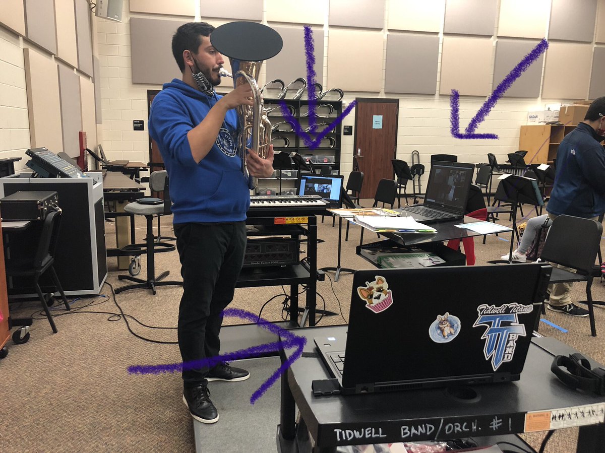 3 teachers= 3 zooms at once 😂