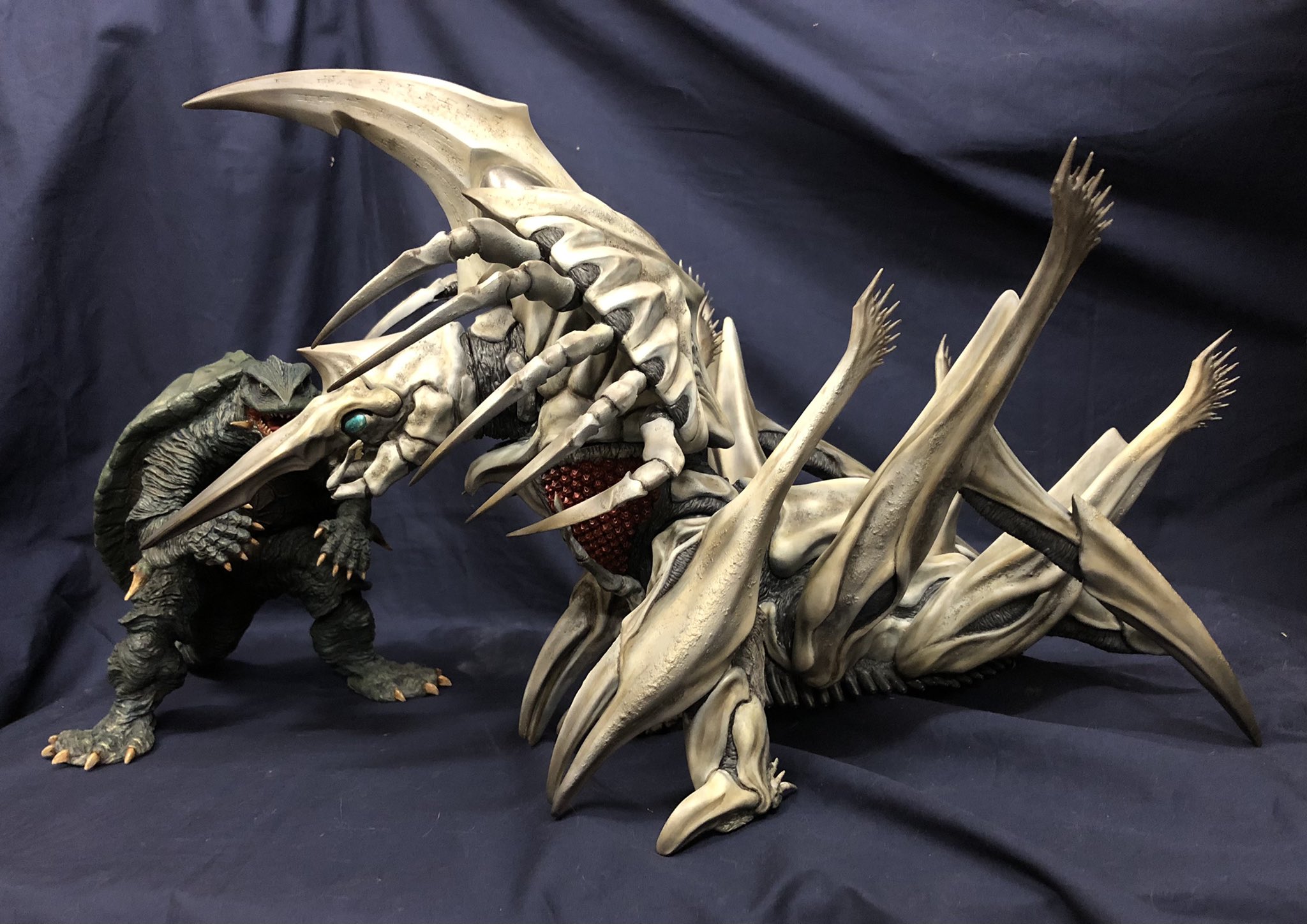 海洋堂★G2マザーレギオン塗装済み完成品★ガメラ2ソフトビニールキット送料無料 海洋堂☆G2マザーレギオン塗装済み完成品☆ガメラ2ソフト