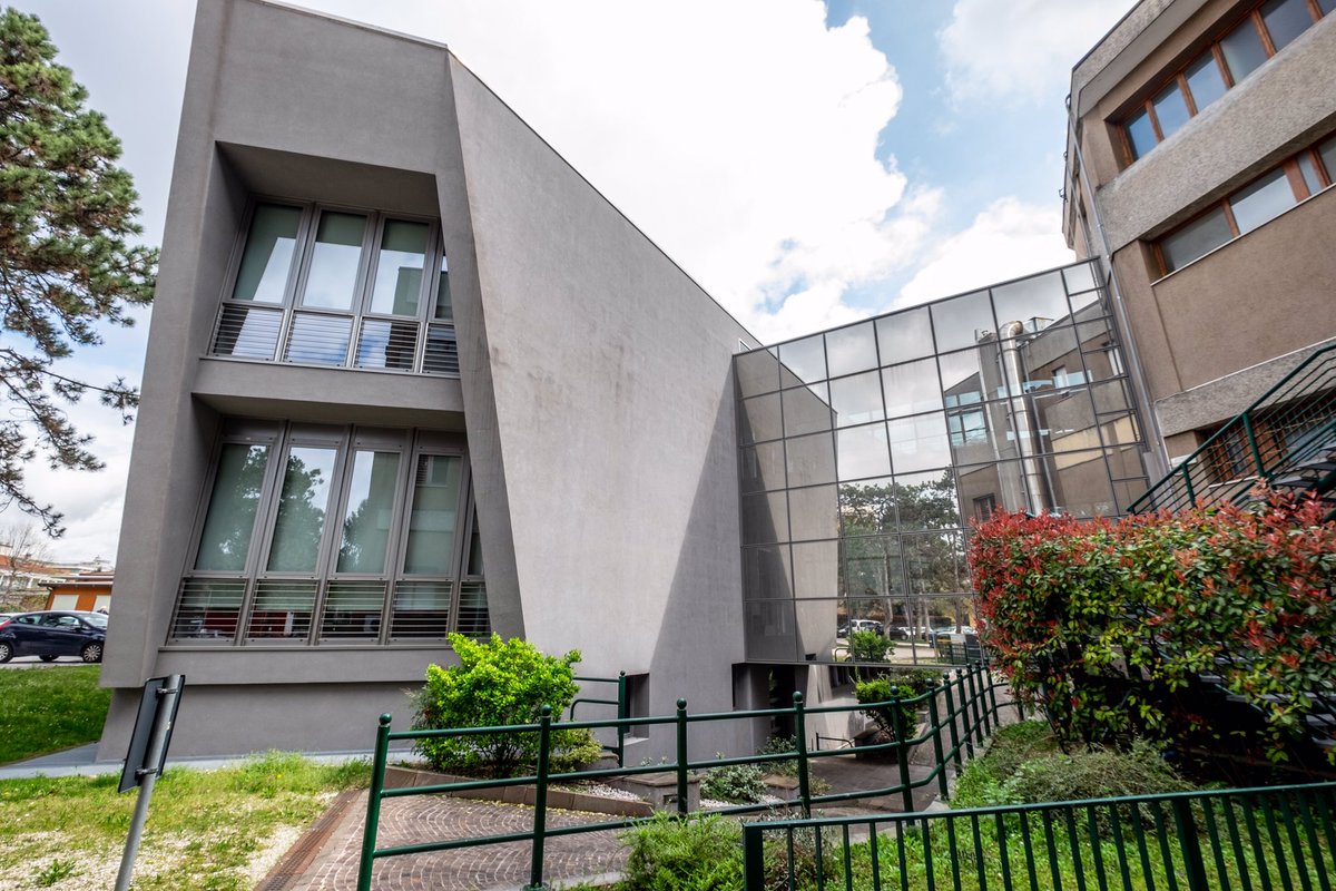 Stefano Polzot ci ha lasciato il 12 dicembre di due anni fa. Manca molto anche a noi la sua amicizia, la sua professionalità di vero giornalista, il suo rigore nel documentarsi. Ora che imperversano 
#copiaeincolla frettolosi, quando non anche in malafede. Un abbraccio <a href="/donasche/">Donatella Schettini</a>