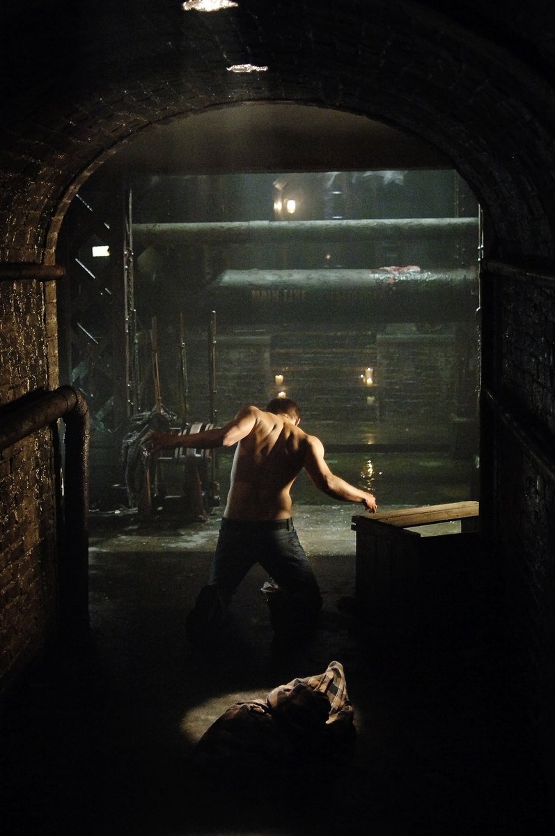 due to popular demand (by me) i present Jensen Ackles' shoulders: a thread