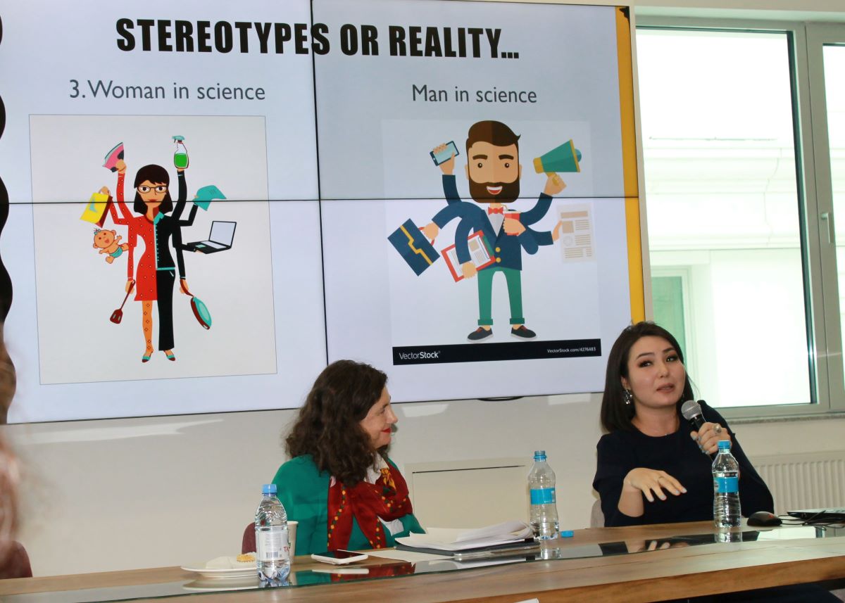 sbibliotecario's tweet image. La biblioteca crea conciencia y fomenta la igualdad de género➡️bit.ly/340Xamc📚En esta nota, te contamos como la @NU_Library_NU de Nazarbayev (Kazajstán), contribuye a lograr la igualdad de género dentro de la comunidad universitaria #WorldLibraryMap #StoriesThatMatter