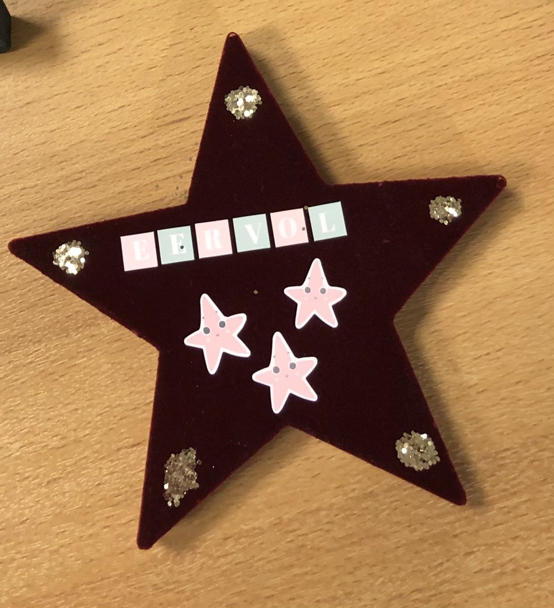 Bart kreeg een prijs voor zijn hele oeuvre! De afgelopen jaren heeft Bart veel moois gebracht op muzikaal gebied! 🎤🎼