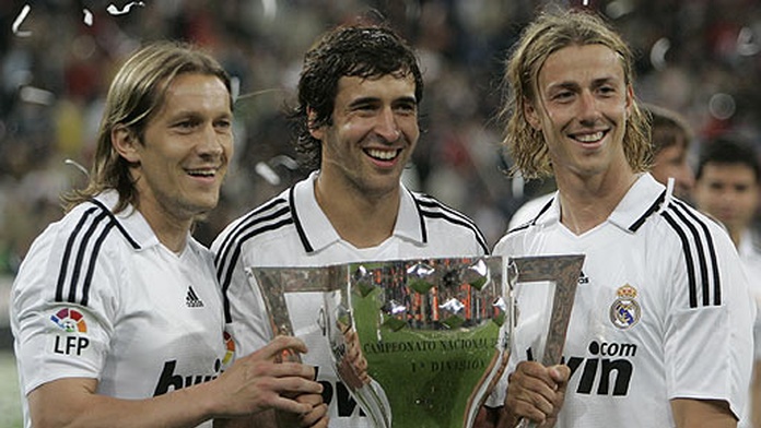 5 Ligas3 Ligue des Champions4 Supercoupe d’Espagne2 Supercoupe Intercontinentale1 Supercoupe de l’UEFA