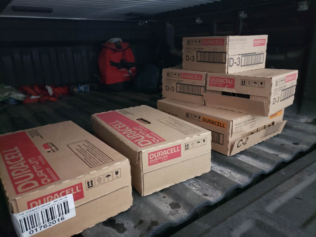 The great people at Cypress County Fire asked if we could use a few batteries... good thing we brought a truck!
Thanks so much! AAA little help goes AAA long way! #medhat #sar <a href="/CypressCounty/">Cypress County</a>