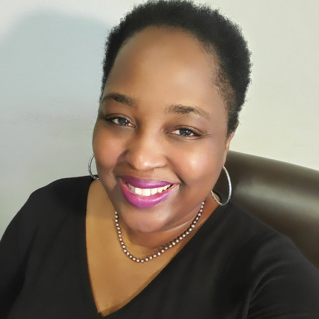 ThePeopleTechie's tweet image. This is the smile you have after a week of coaching phenomenal clients &amp;amp; hosting a powerful #Job Hunt Coffee Chat with your amazing #TechLadies team. A great week indeed. @jointechladies @aboutworkstuff
@Maddicobb 

#coaching #careers #diversity #futureofwork #womenintech #tech