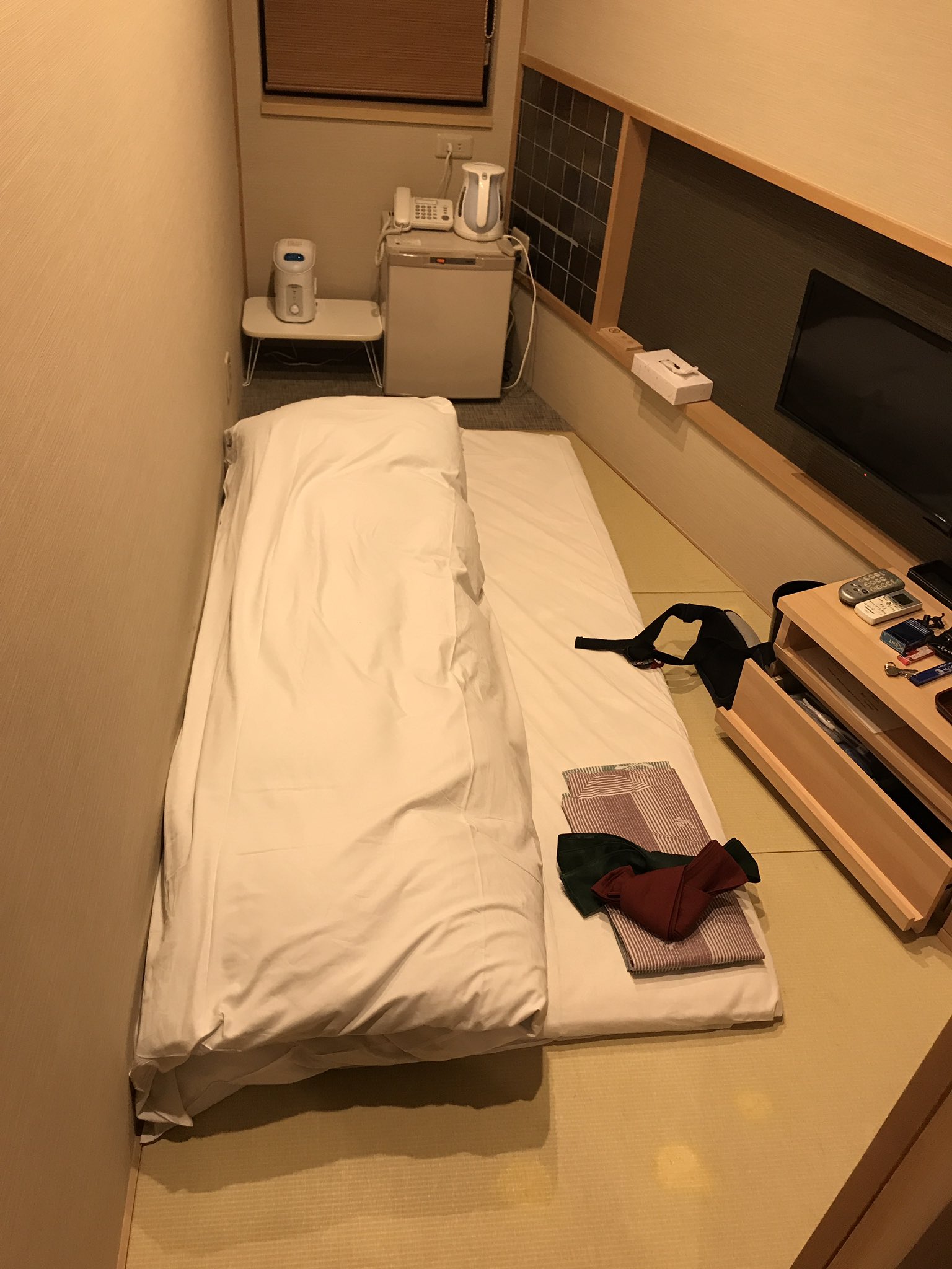 寝床はどうでもいい 最高の温泉に入りたい という人に 有馬温泉にあるホテルの わけありプラン が極端すぎるw えのげ 寝床はどうでもいい 最高の温泉に入りたい という人に 有馬温泉にあるホテルの わけありプラン が極端すぎるw えのげ