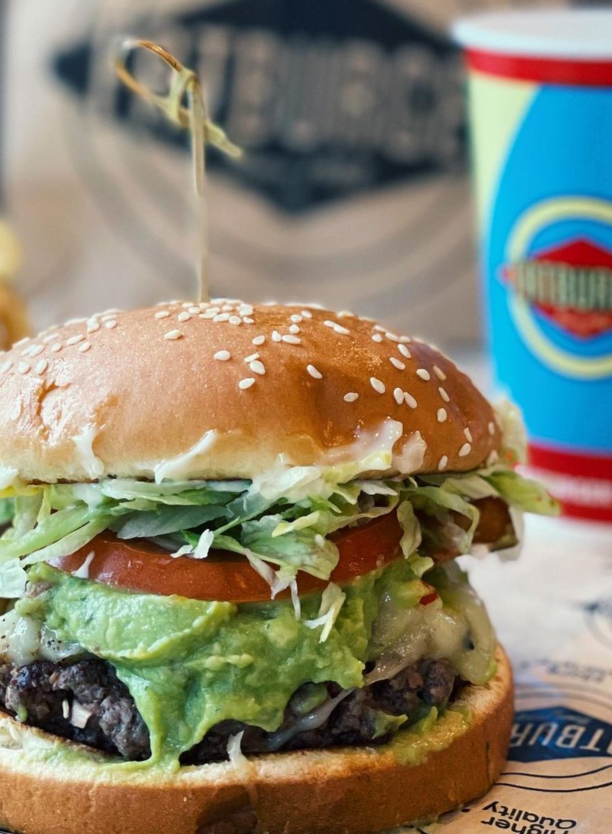 The word on the street is that the weekend starts off right when you order a Fatburger... This beauty is our #Californiaburger. Order pickup online or download the Fatburger Canada app to get yours!