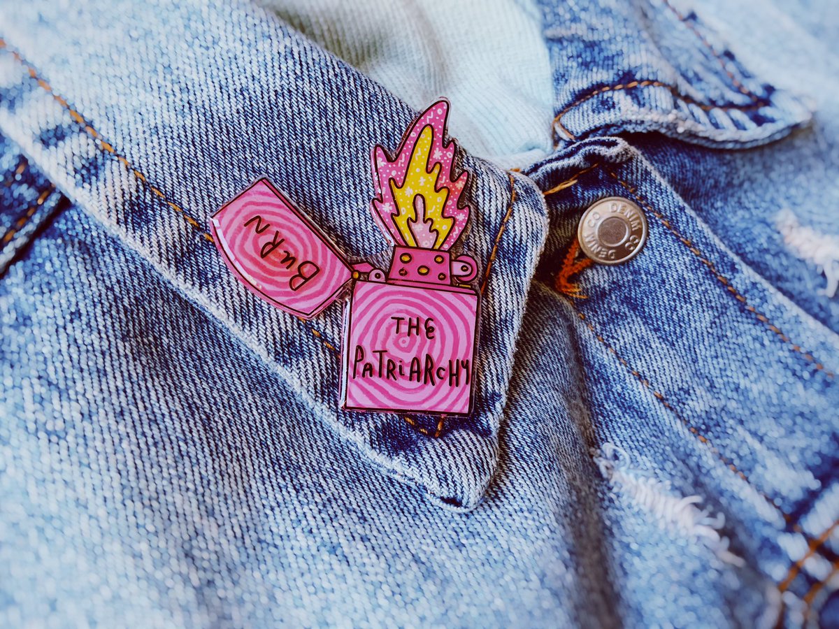 amysillus's tweet photo. Photography skills? Lawd no. Cool pins up on my Etsy? HECK YEA! https://t.co/9KO6llc3kW https://t.co/RSwT5Gliby