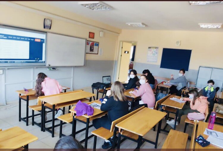turker_yasoglu's tweet photo. MEB ve TÜBİTAK destekli “25. Türkiye Okullar arası”#ZekaOyunlarıŞampiyonasında Dr.MeteErsoyOrtaokulu 7.Sınıflar kategorisinde İL BİRİNCİSİ🥇🏆Türkiye’de 526 okul içerisinde TÜRKİYE https://t.co/Zb30KLPM4D olmuşlardır. #Pervin_tore #isabal80 #mugla_mem #MilasMem #turkerYURTSEVER https://t.co/oR7mI9fpXH