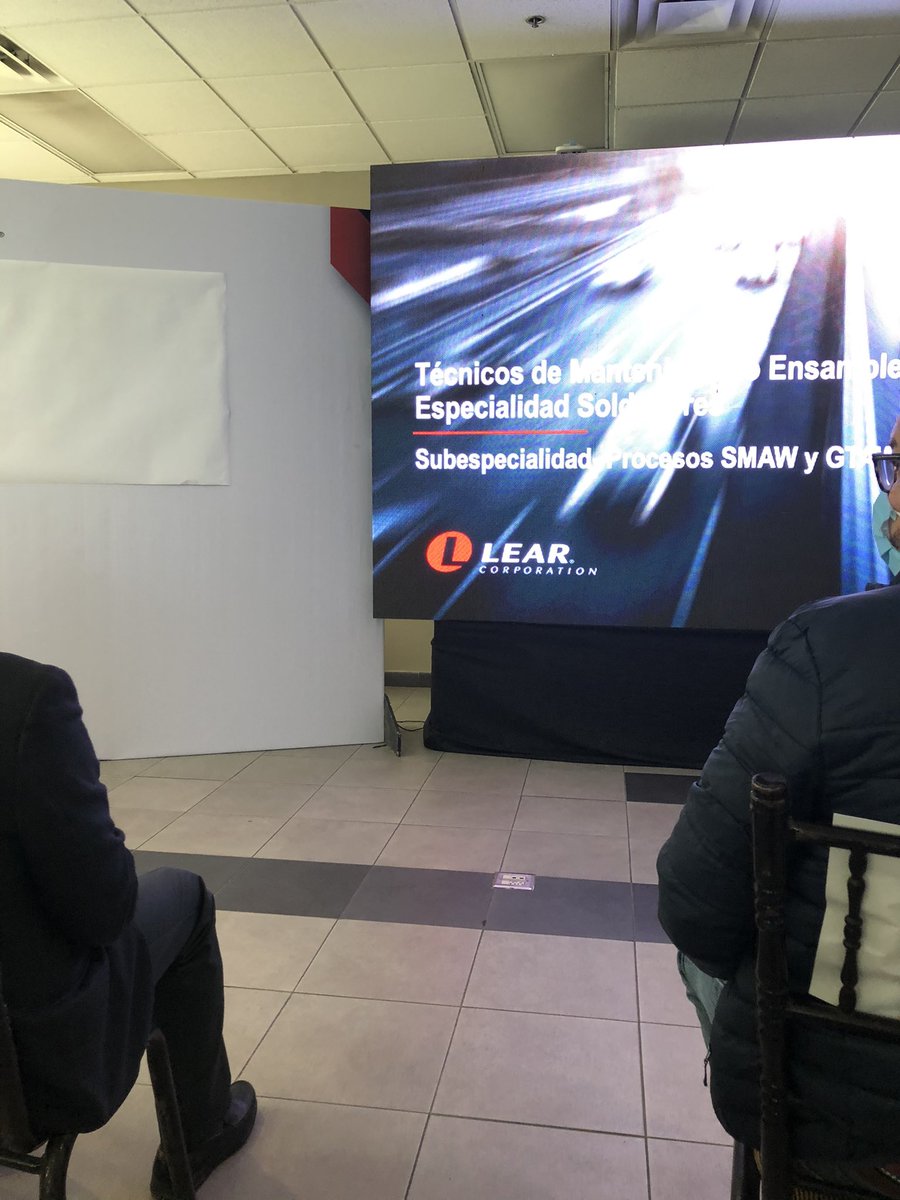 de_intec's tweet photo. Graduación de técnicos especializados Lear - Intec Don Bosco Universidad Lear https://t.co/VBLfSyhGnd