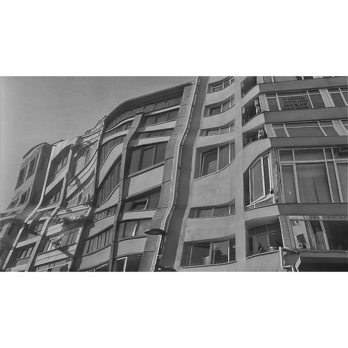 Sarhoş Apartmanı