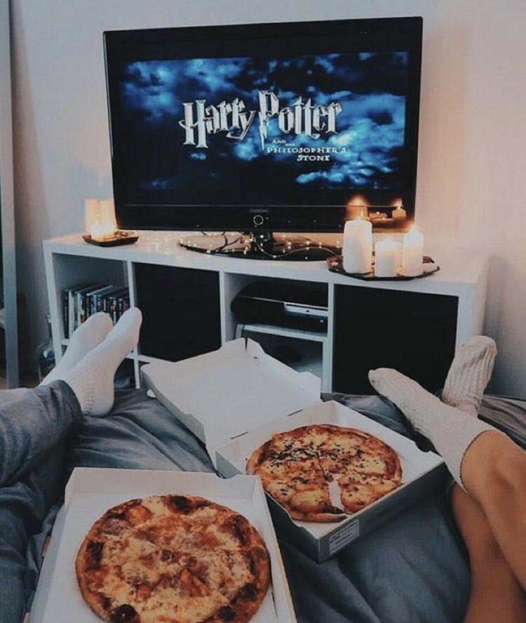 Harry_Potter_TM's tweet photo. Tu segundo @ te debe un plan como éste ⚡️ https://t.co/B7ND4666bT
