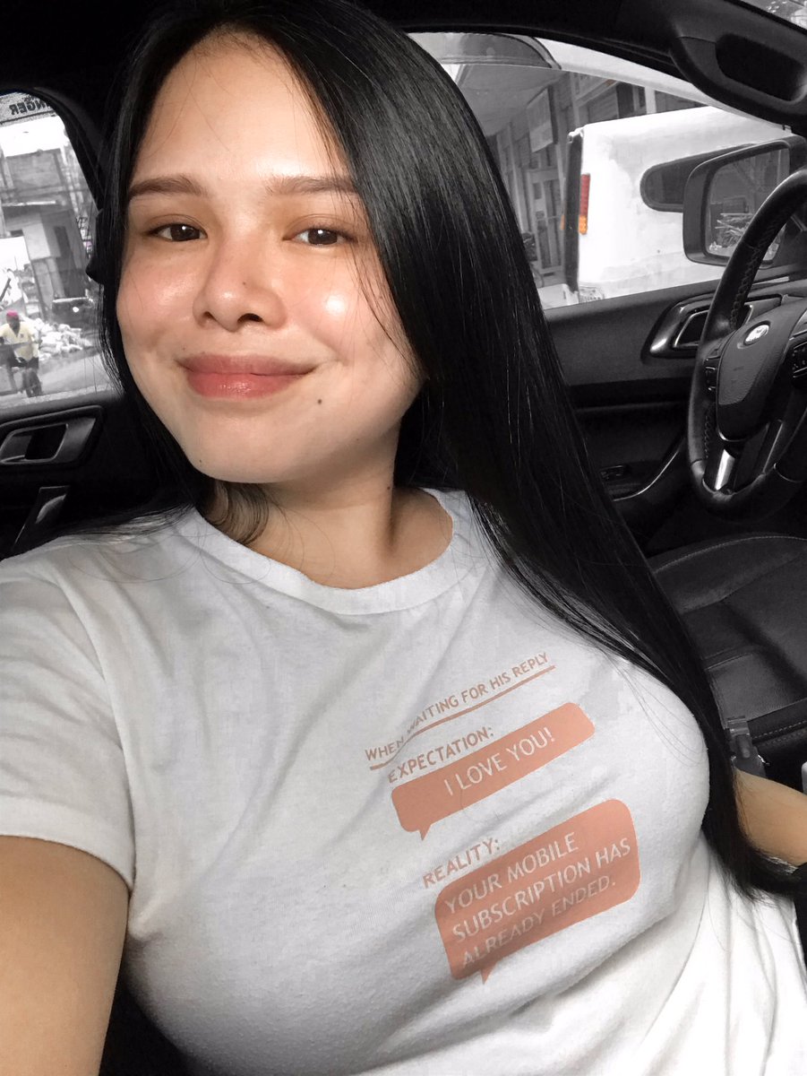 Merielaaaaa's tweet photo. Sun kissed 😘 https://t.co/5xu4iA9aXl