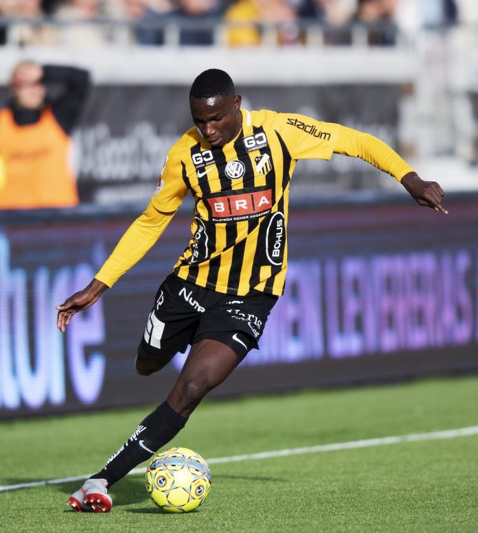 2. Elohor Godswill, footballeur. Häcken. 0 sélection.Non-retenu par le Barça malgré 4 buts dans cette campagne de Youth League, il s’exile à Fleetwood (D3 Anglaise). Retour rapide en Espagne à Mérida (D3) avant de signer dans l’élite suédoise en 2018 où il est titulaire.