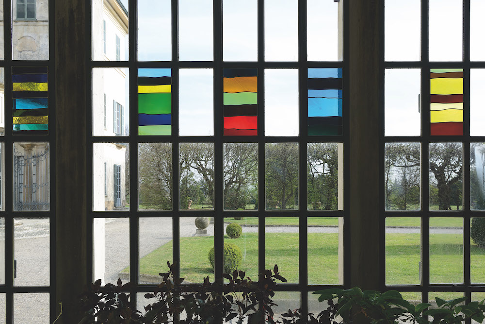 Oggi è la Giornata del Contemporaneo e per l'occasione parliamo di "Looking outward", l'opera di Sean Scully realizzata per #villapanza. Come lui, siamo sempre alla ricerca di nuovi orizzonti. #giornatadelcontemporaneo #GDC2020 giornatadelcontemporaneo.org