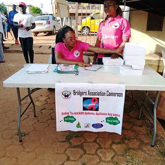 BridgersNgo's tweet photo. World HIV & AIDS Day, December 1st 2020 @BridgersNgo and partners engaged in the sensitization of youths in the University of Yaounde II. Educative talks, the distribution of flyers and preservatives & hand washing soaps characterised the day. #Stopthespreadofhiv #AIDSIsReal https://t.co/5tKMqc4OnB