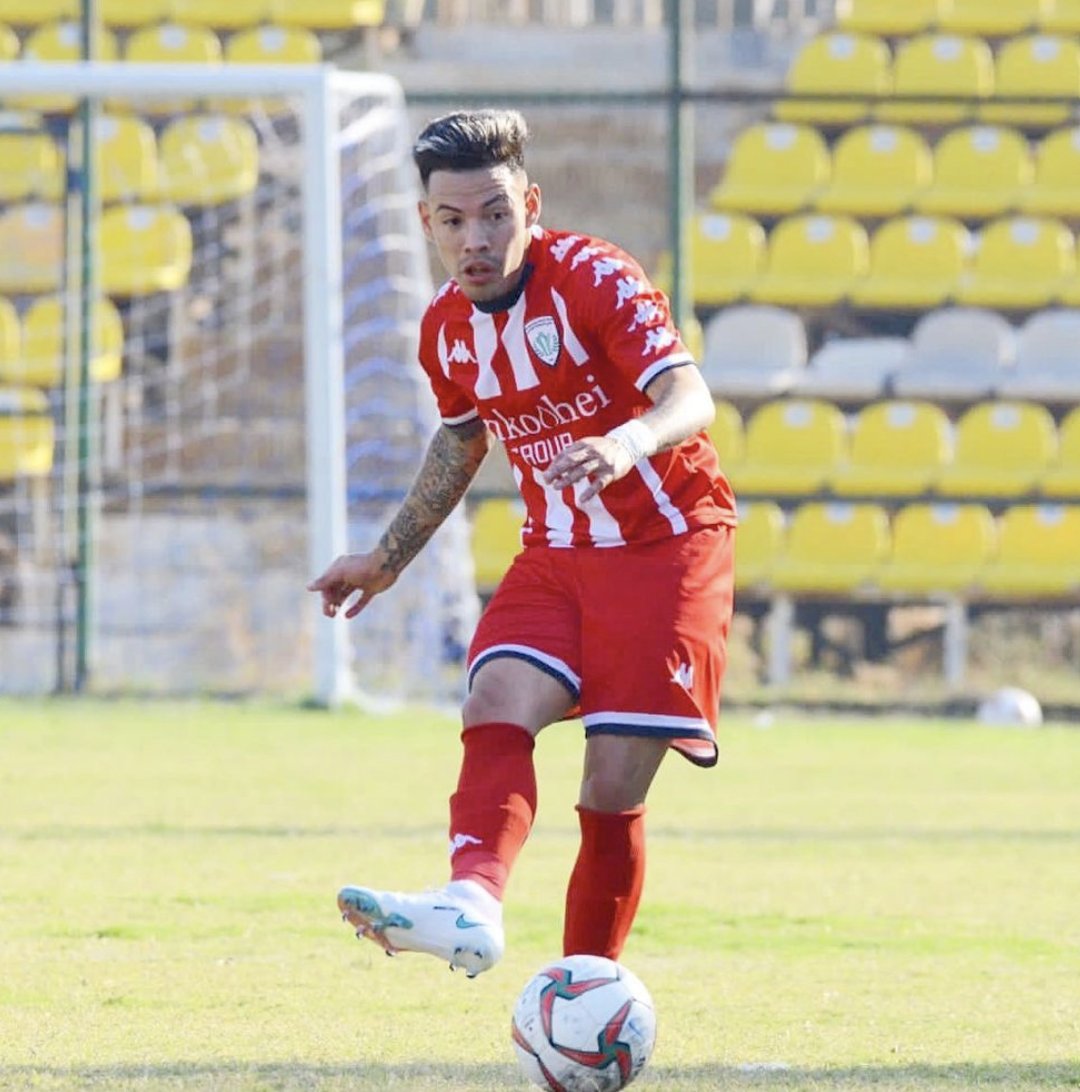 11. Maxi Rolon, footballeur Al Diwaniyah 0 sélection. 1 Coupe continentale U20.L’ainé de cette équipe. Après un an de chômage, il a retrouvé cet été un club... en Irak ! Avant cela il est passé par Santos , Arsenal , Coquimbo , Pubilla  et Fuerza Amarilla .