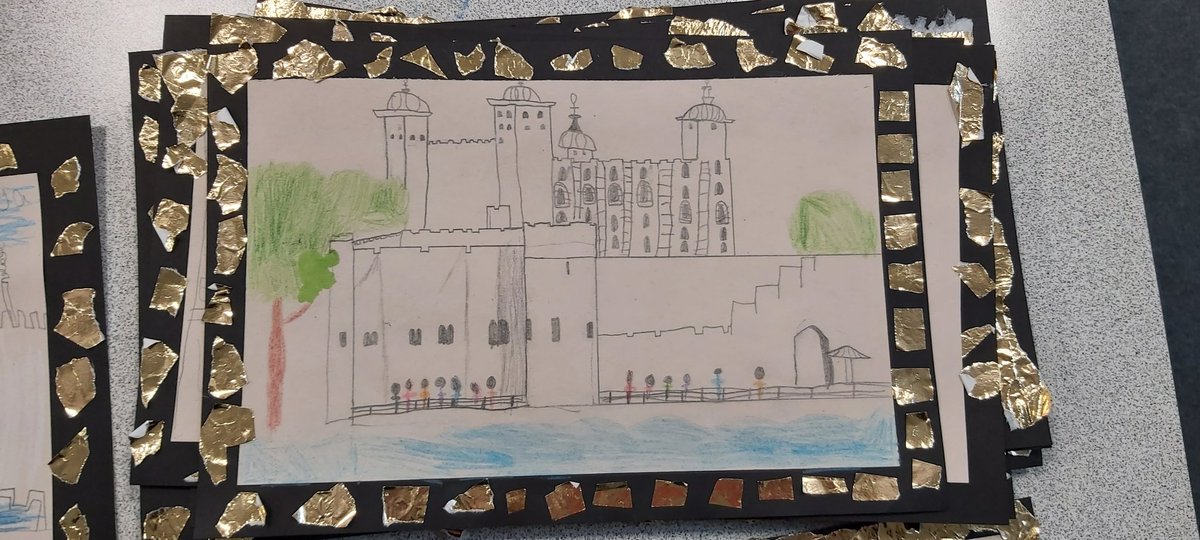 Temple_Sutton's tweet photo. Year 2 have been drawing Hampton Court Palace and The Tower of London this afternoon. We have been learning so much about the Tudors this term! https://t.co/A1bPqPtH7r