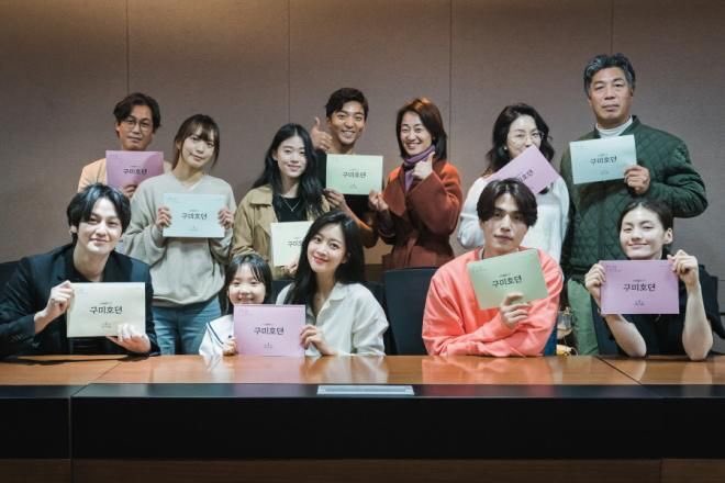 In conclusion, don’t miss this beautiful drama!! The story is one thing, and the characters are another. Both will keep you wanting to watch more. Hope this thread helps!! -end thread  #TaleOfTheNineTailed
