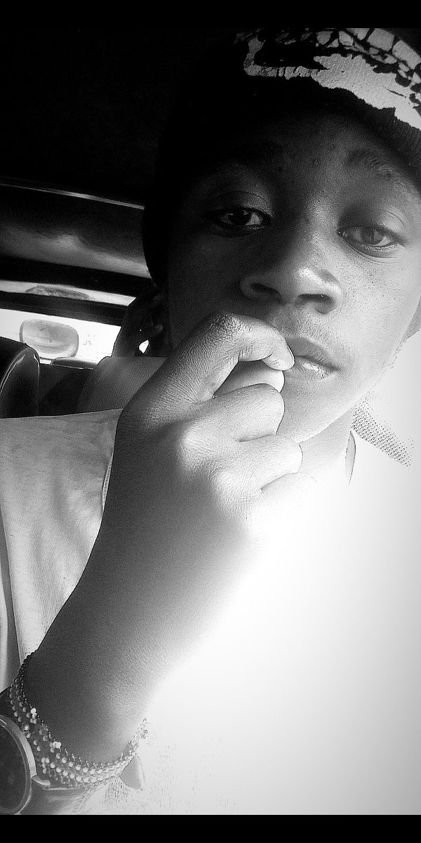 otukeian's tweet photo. Mornings are better when you hear the voices of your loved ones
Why worry about airtime yet @SafaricomPLC @Safaricom_Care got you covered dial *444*1#
#safaricomforyou #RaukiaTunukiwaDaily #joebAgeyo #university #DecodingRuto https://t.co/et9lJNVYWh https://t.co/Q3J1NmMaqq