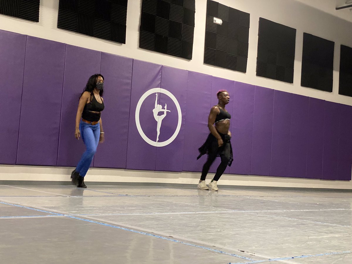 LEGENDOFKHX05's tweet photo. Iโm back on my bullshit mfs ft my choreographer and dance mentor since I was 18 ๐#nevernormalworldwide #nevernormalsoundsystem #nevernormalrecords #khx05iscoming #lgbtqia #transfemme #tran #nonbinary #agender #poly #queer #altrapprincexx https://t.co/ZUIWCoMwP2