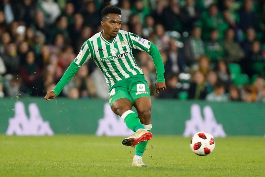 17. Wilfrid Kaptoum, chômage. 0 sélection. 1 Coupe du Roi.Appelé « Zidane de couleur » dans sa jeunesse barcelonaise, il ne joue que 134 minutes avec les pros. Assez pour rester en Liga à Almeria ou au Bétis. Jusqu’à cet été, où il rompt son contrat à 24 ans, sans suite.