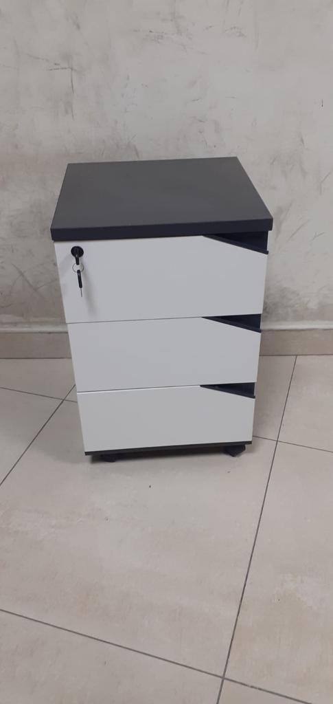 GarnetWll's tweet photo. Sharing the photographs of our most recent project with Gulf Warehousing Company, Qatar. We have supplied them with imported Workstations, Chairs and Cabinets for their office. https://t.co/M61yuuaXJe
#Doha  #work  #workstation #chair #Cabinet https://t.co/qE58AkhpsA