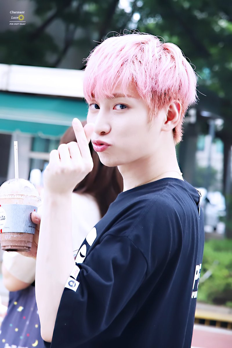 how to make your twitter pink: a short thread