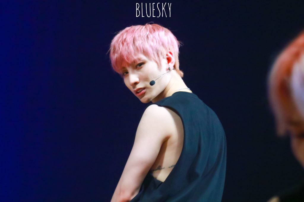 how to make your twitter pink: a short thread