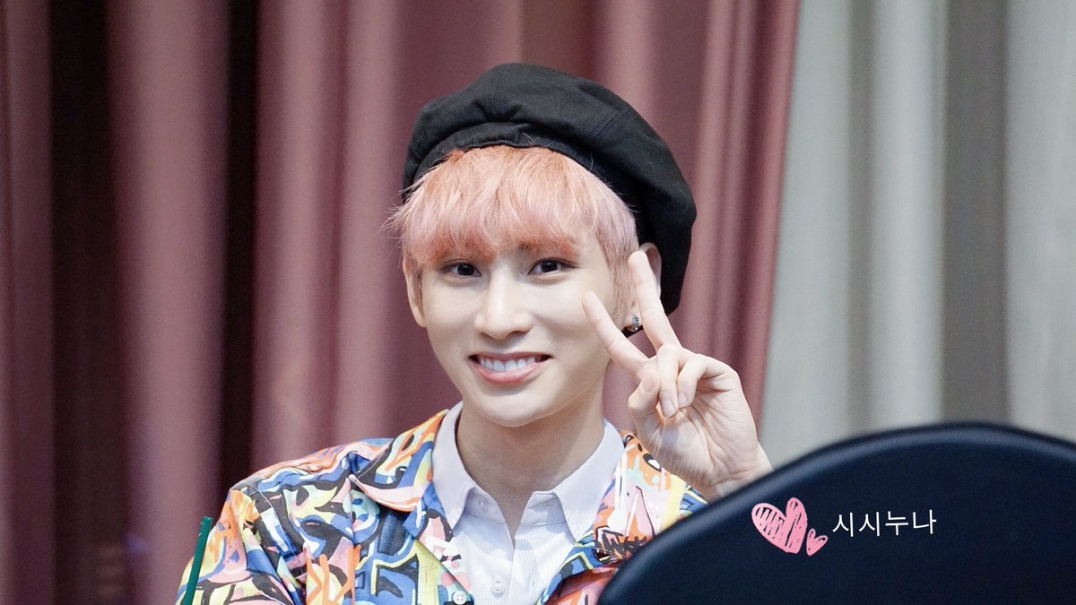 how to make your twitter pink: a short thread