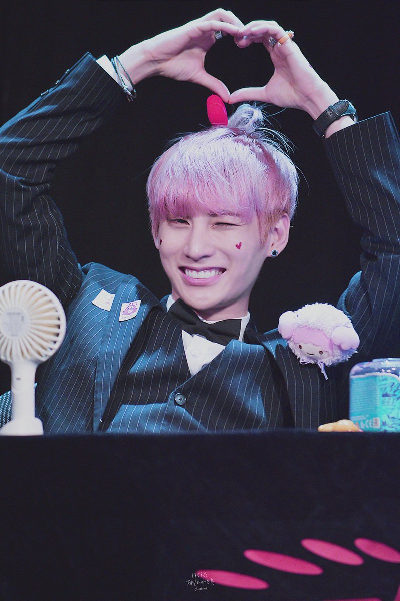 how to make your twitter pink: a short thread