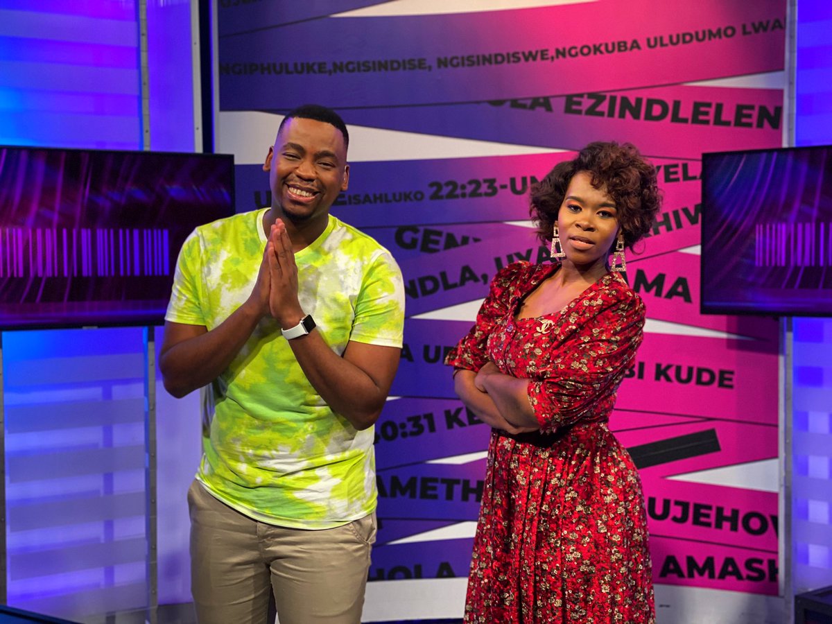 SbuNoah's tweet photo. Thank you so much for tuning in! @kholiweganca you’re a star! ❤️❤️❤️
#Imvuselelo @dumisatv #channel340 #IkhayaLendumiso https://t.co/Sbe7TOeSB6