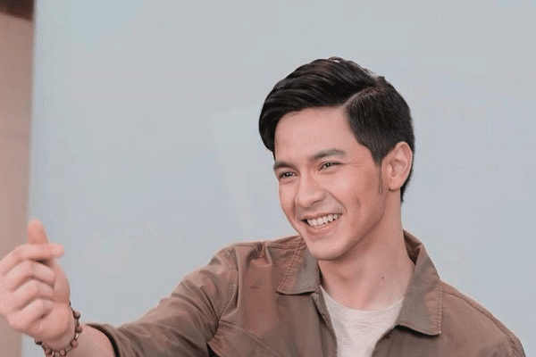 StreamerBuilds's tweet image. Alden Richards’ Custom PC Build streamerbuilds.com/aldenrichards?… #MostSubscribedFacebookStreamers #Top50MostSubscribed #IntelBuild