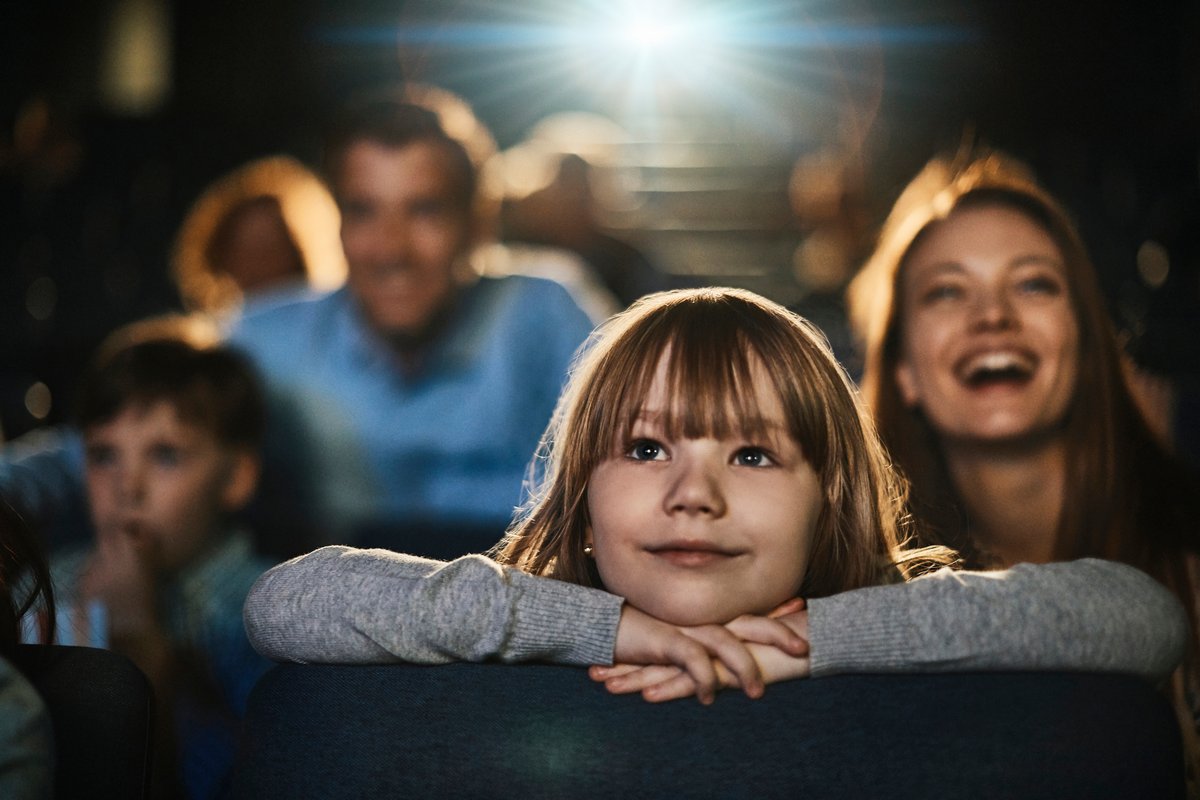 AddlestoneOne's tweet photo. Here's something to spur on your #FridayFeelingโฆ@LightAddlestone is back open!
But we want to know, what's THE best Christmas film? #AddlestoneOne https://t.co/hvstG0TDzN