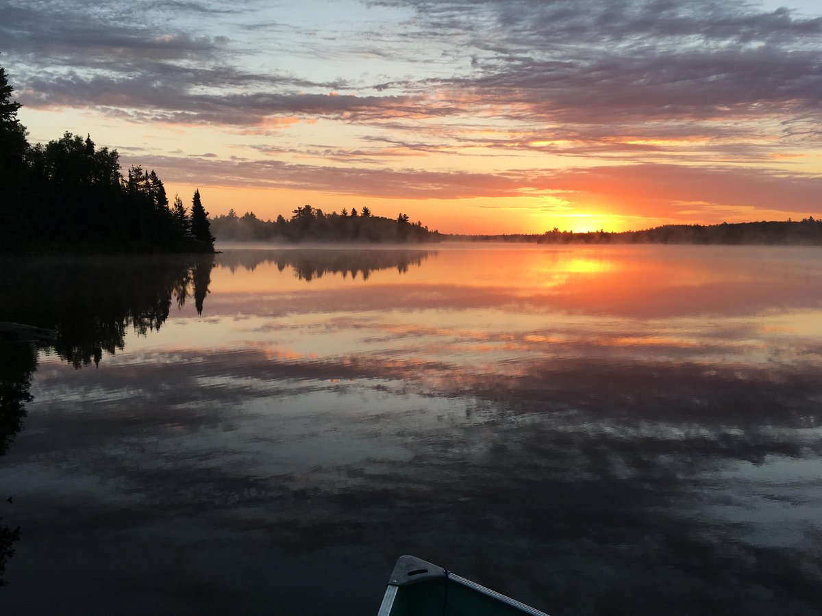 While winter can be stunningly beautiful here in the north, sometimes it's nice to think back and remember summer. Do you have a favourite sunrise or sunset memory or photo? 🌅Be sure to share with us in the comments! 👇

Thanks Brett Creech for sharing this photo with us!