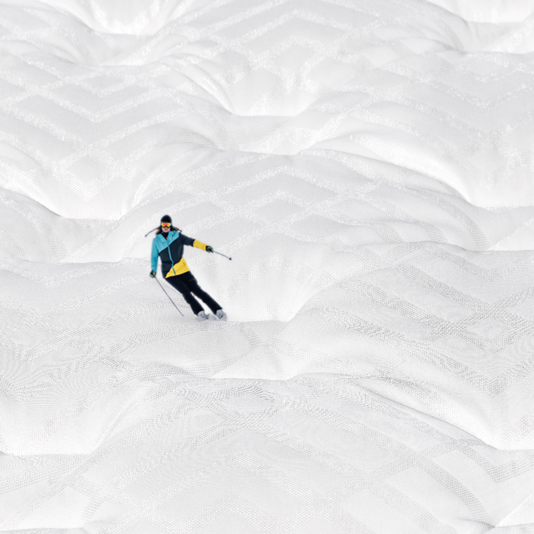 SimmonsCanada's tweet photo. Like gliding on fresh powder. That’s how soft our memory foam feels. Prices start at $299 so get your skis on!
*
*
*
Comme glisser sur de la neige fraîche. Ça, c’est la sensation de notre gel-mousse mémoire. Pour aussi peu que 299 $... alors, à tes skis! https://t.co/ffQzRkRZXe