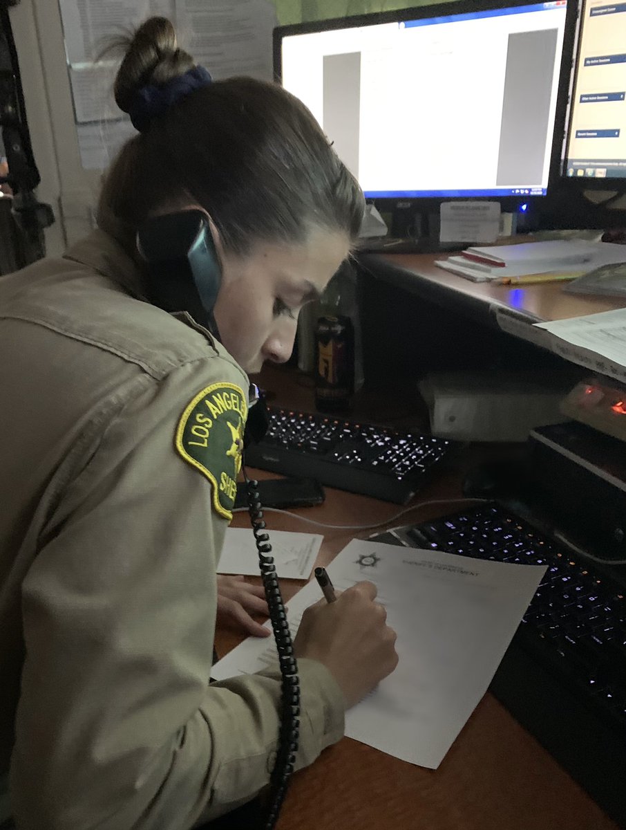 SCVSHERIFF's tweet photo. With an increase in reported stolen vehicles, we’d like to advise you to never leave your keys in your car, even for that “quick second” while you run back inside your home. Always lock your car doors & never leave valuables alone/exposed in your vehicle.
#StolenCollection #PSA https://t.co/9T4qwjLETP