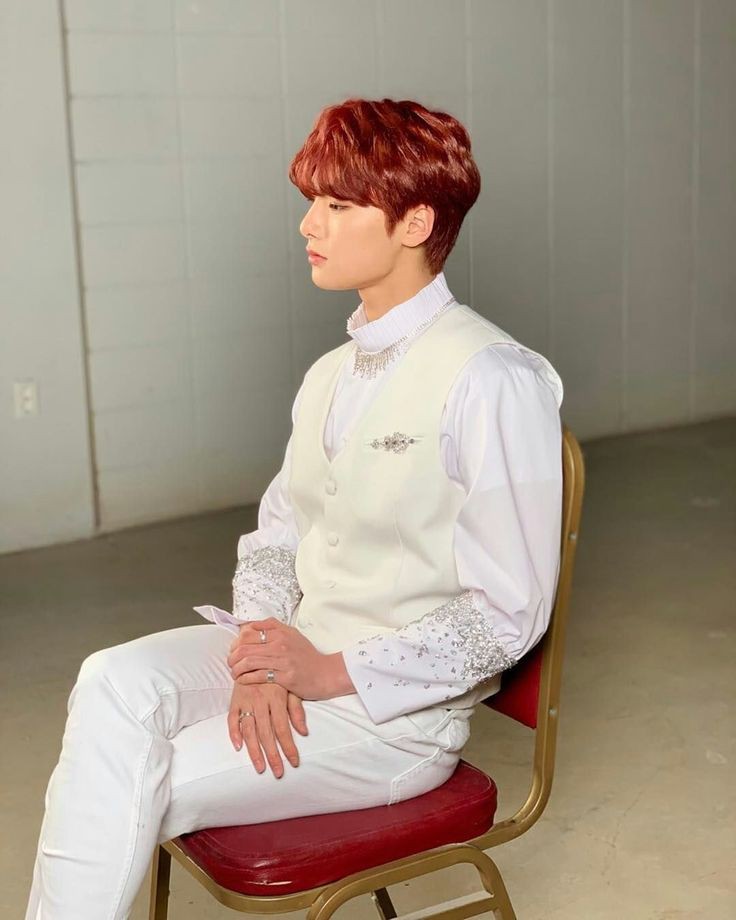 how to make your twitter red; a thread