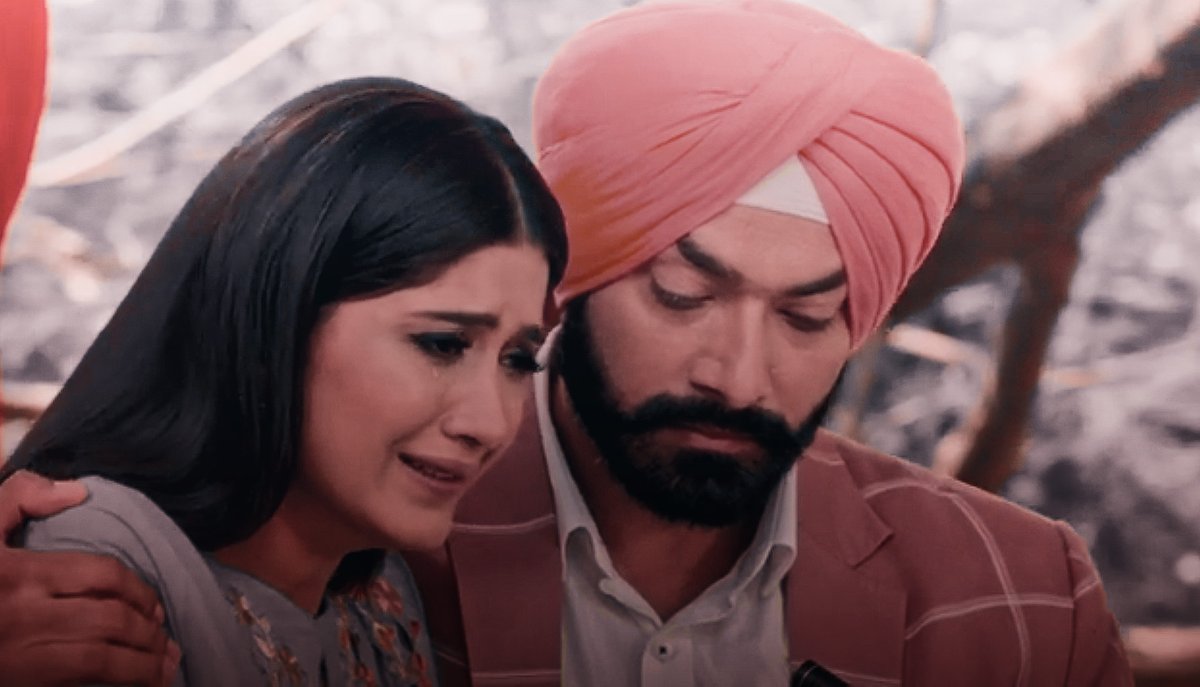 Main naal khada haan terayTu fikar na kareya kar Can't see her like this  #ChotiSarrdaarni  #MehRab #AvineshRekhi  #NimritKaurAhluwalia