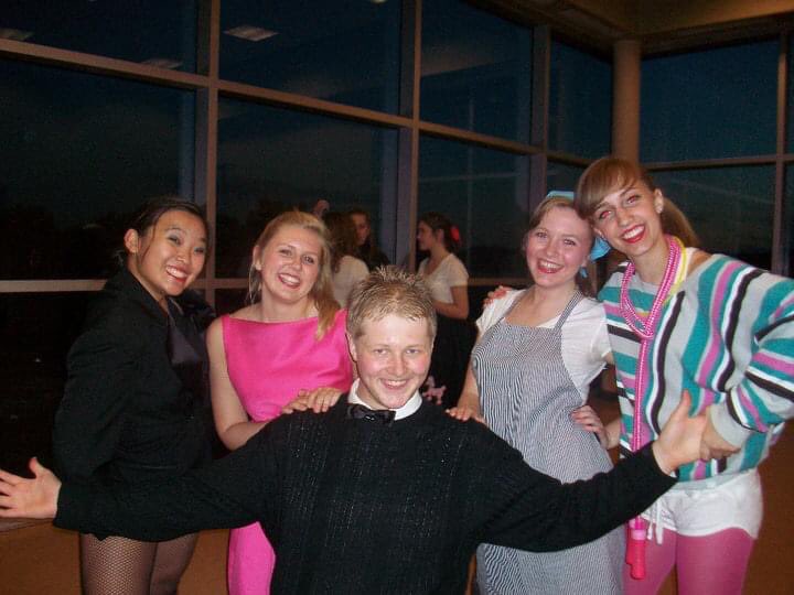 Feliz Cumple @senorbae !! Thankful for our 10 year friendship and all the laughter you bring me daily ❤️