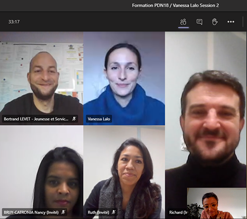 Vanessa_Lalo's tweet photo. La 2ème session de #formation des nouveaux "Promeneurs du Net" du #Cher en #visio est terminée.
#PromeneursduNet #PdN #PdN18
Merci pour toutes vos participations !
A bientôt pour les suites des échanges. https://t.co/Sip40zcETh
