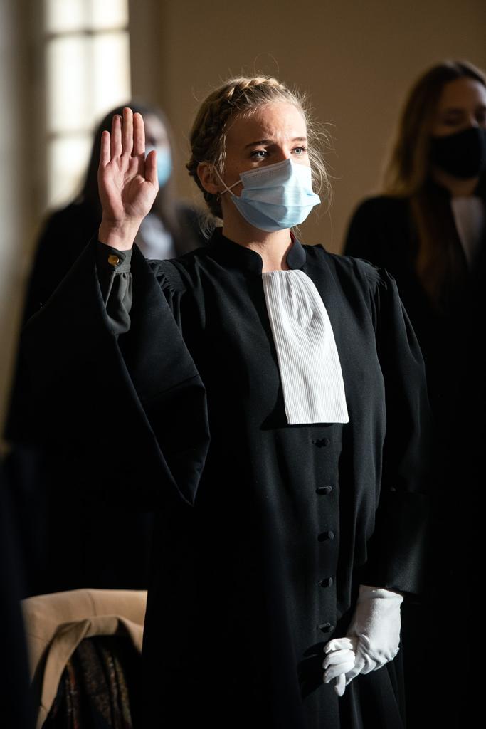 Je jure, comme avocat, d' exercer mes fonctions avec dignité, conscience, indépendance, probité et humanité #serment