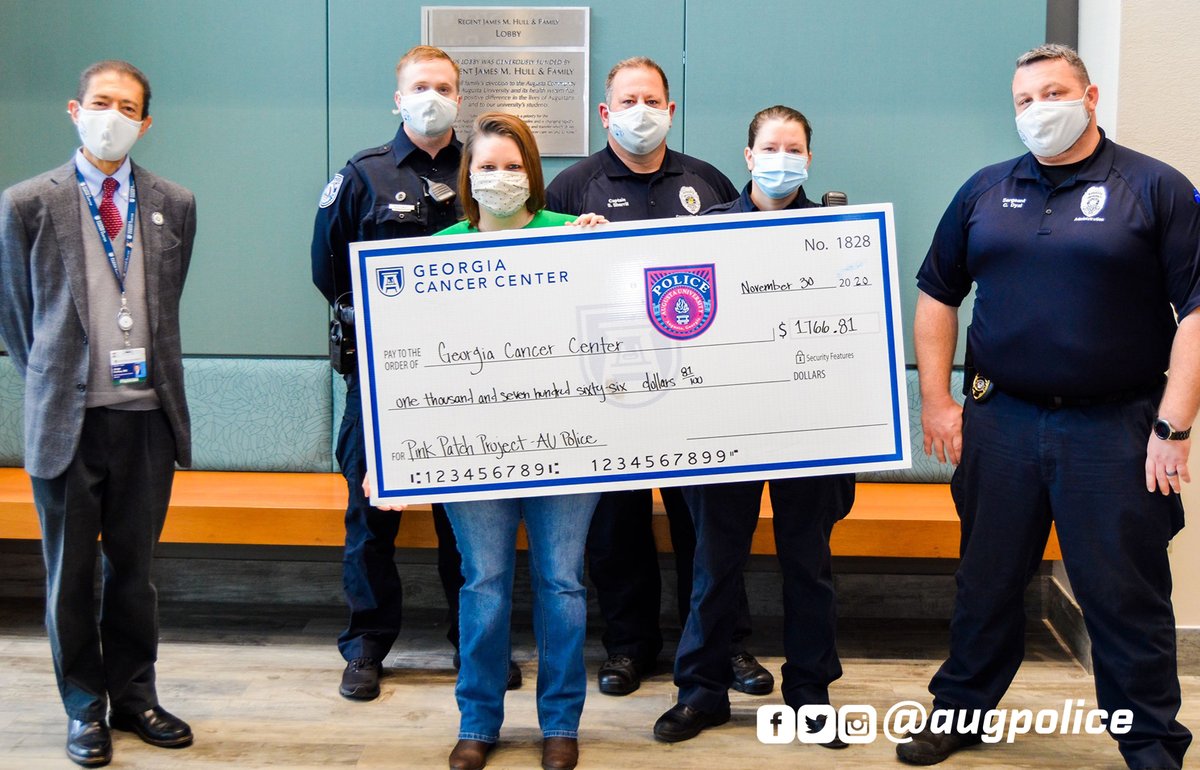 augpolice's tweet image. On Monday, we officially made our donation to @GACancerCenter ! Our #PinkPatchProject was a great success. Thank you, to everyone who bought patches and supported our effort!

#AugustaUniversity
#PinkPatchProject2020