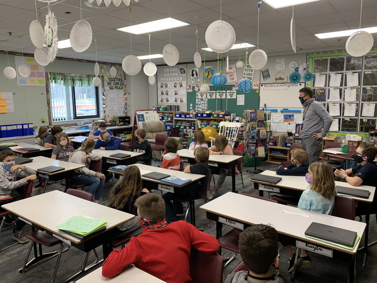 Our Ss are so passionate about moving back to the tech lab!  Great presentation and thank you, <a href="/EMacG14/">Erin J. MacGregor</a>, for stopping by to hear/see their presentation!  <a href="/HowellMISchools/">Howell Schools</a> <a href="/NorthwestHowell/">Northwest Elementary</a>