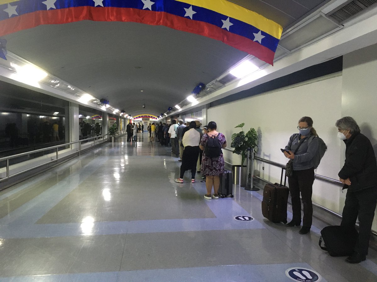 While the plane was still too crowded for my liking (though there are caveats here too), physical distancing in the Caracas airport was actually enforced- the opposite of the terrifying situation in the US airports we went through on the way (MIA in particular).