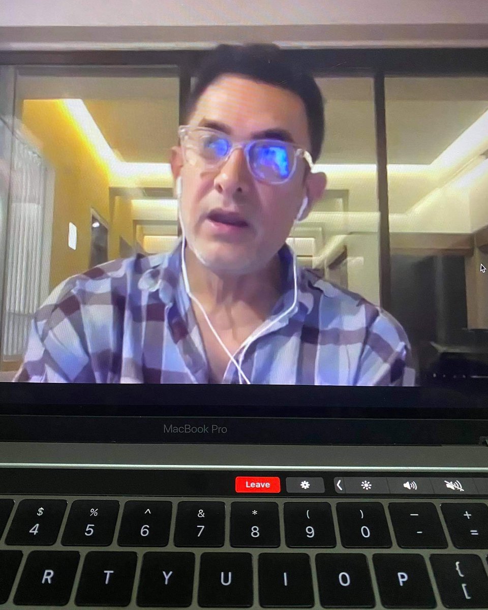 rijvearefin's tweet photo. Being an advocate for clean water and sanitation myself, itโs been an absolute honor to receive insights from the legendary megastar, Mr. Perfect, @aamir_khan about his incredible work on water conservation. Thanks @UNDPasiapac for the inspirational #KarmaDialogues https://t.co/P8hftCAE9p