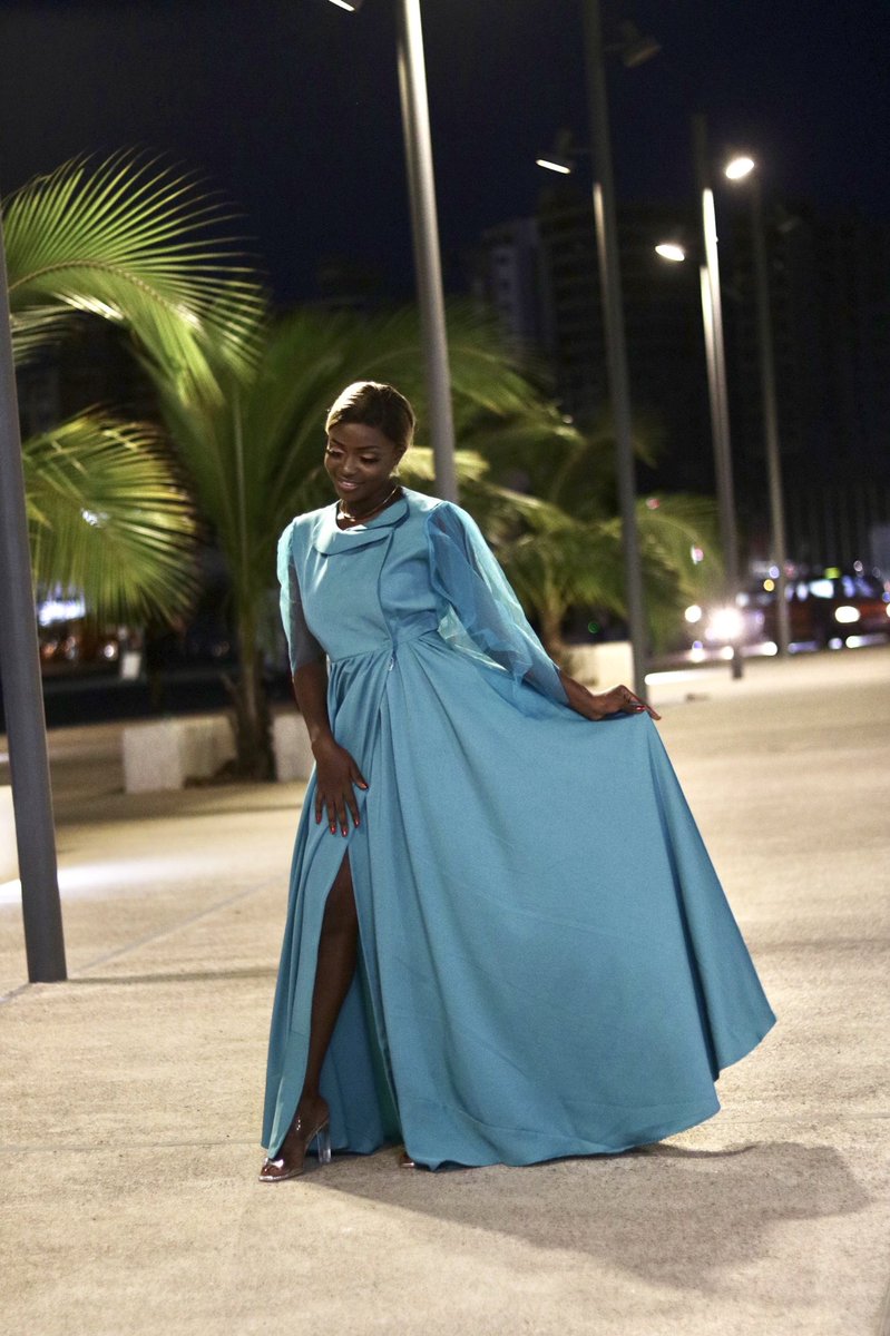tamu_concept's tweet photo. La robe TAAMU  💙💙en bleu. Prix : 22.000fr 
Disponible en plusieurs tailles et Colors. Commande sur le  771452724
➰
➰
➰
#madeinafrica #madeinsenegal #tamu https://t.co/3UKE4gnkt4