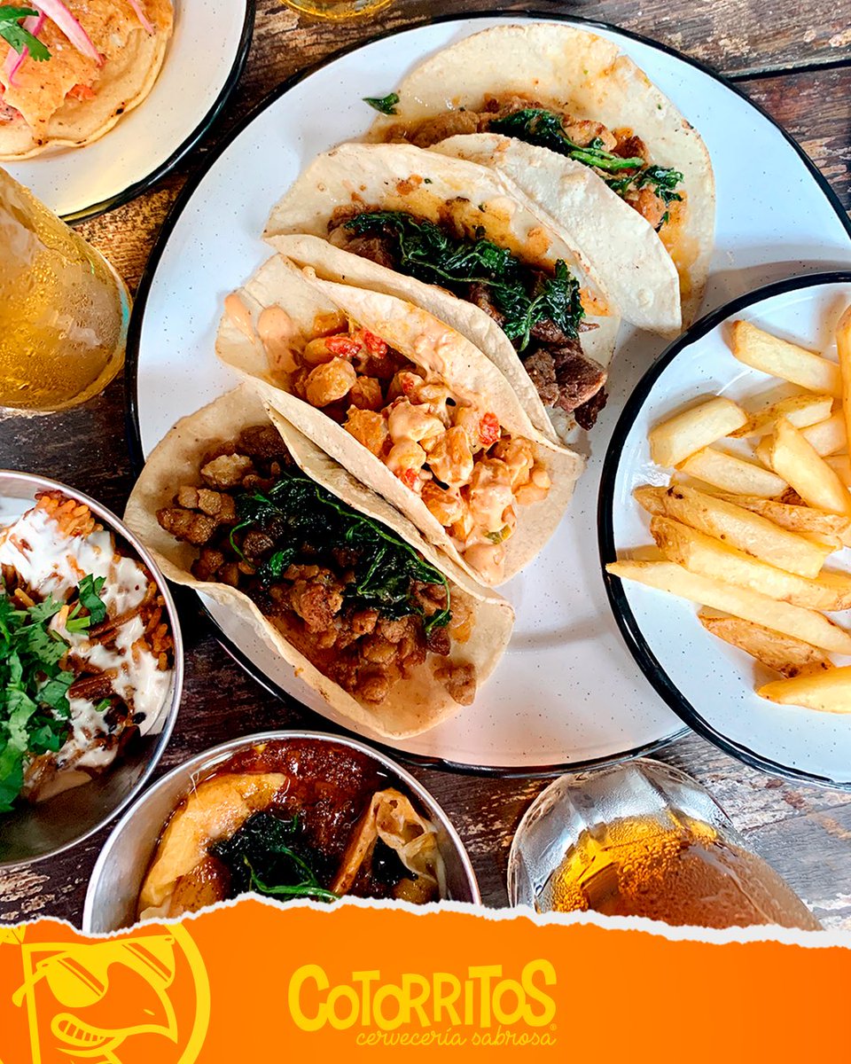 Cotorritosmx's tweet photo. ¿Cuántos tacos le ponemos joven? 🌮🦜
¡Cáele a cualquiera de nuestras sucursales en Monterrey!🦜🦜
📍Cumbres📍Barrio Antiguo📍San Pedro📍Anáhuac📍Apodaca📍Tec
•
#Cotorritos #Cotorreo #TodoA20 #PuraSabrosura #CotorreoSabroso #ElArteDeComerBara https://t.co/KFsQsNpCeZ