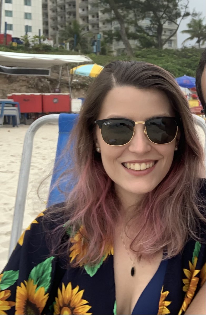 ana 🎃👻 tweet media